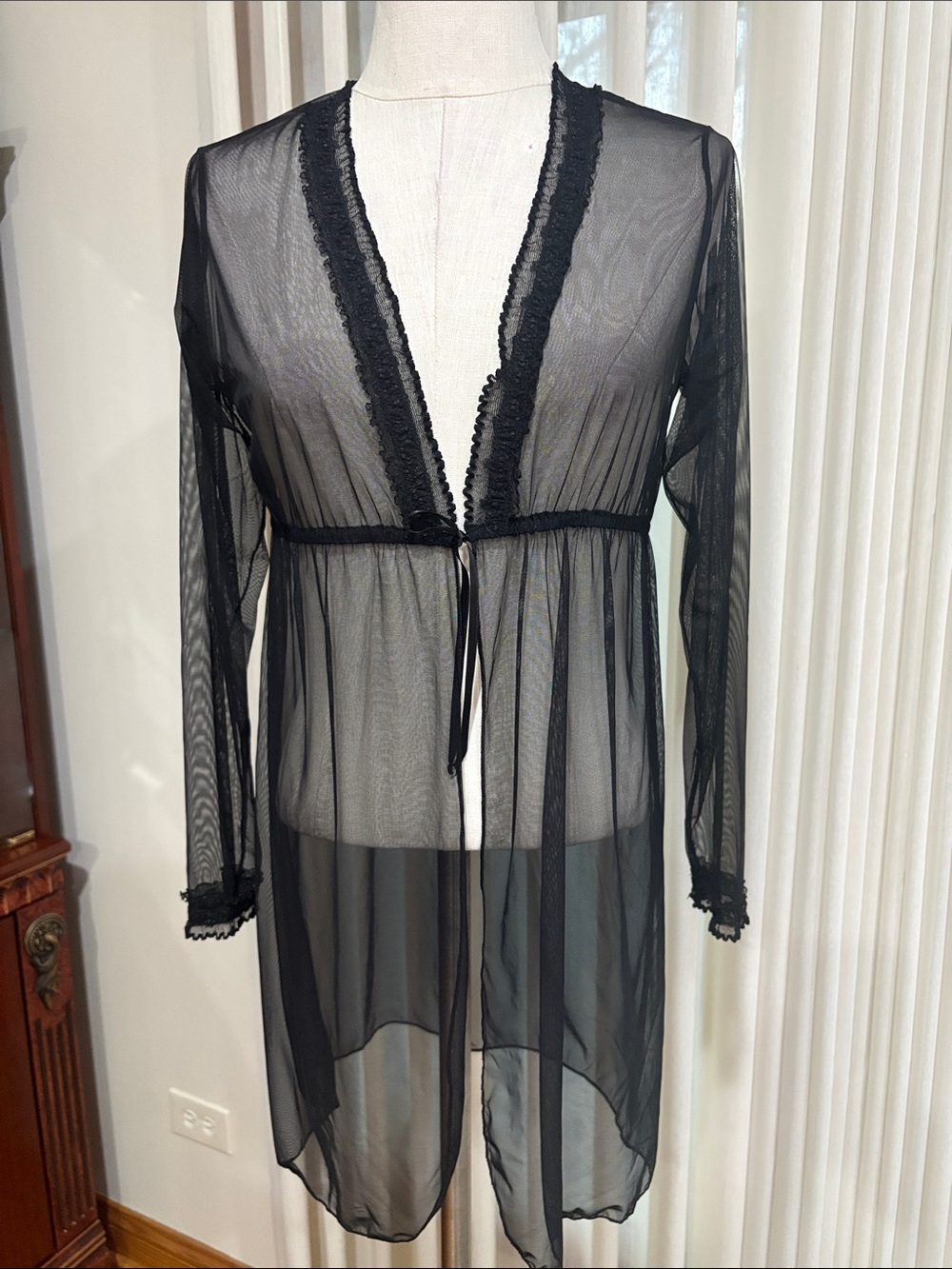 Cosabella Sheer Black Lace-Trim Tie-Front short Robe NWT size small